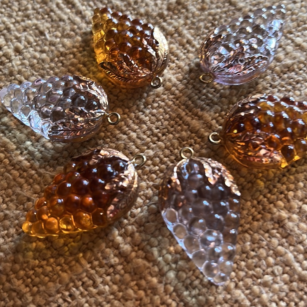 Raspberry crystal beads.